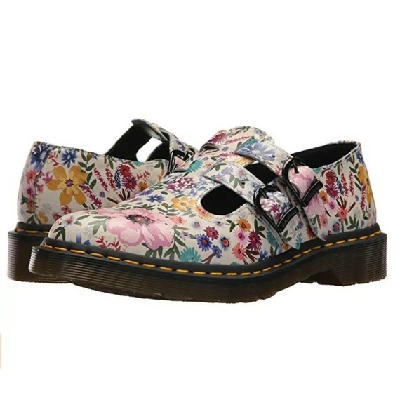 dr martens 8065 wanderlust